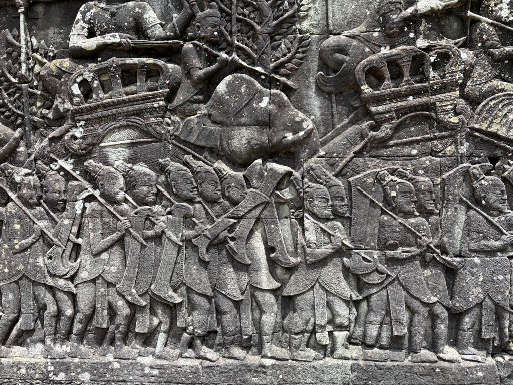 壁画中的汉人，和兵马俑的长相神似